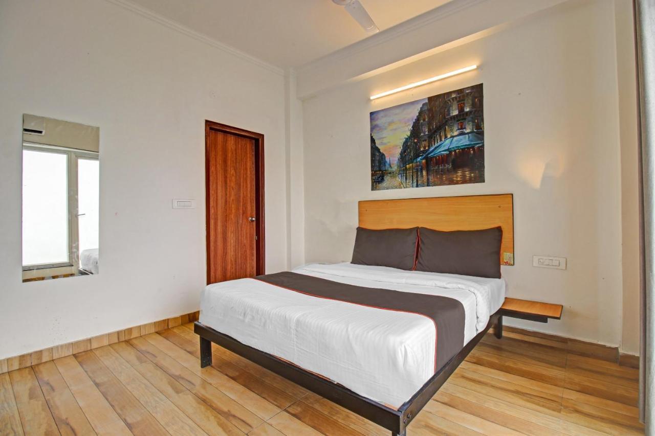 Hotel Super Townhouse Kachnar House Vikas Nagar à Hasanganj Extérieur photo