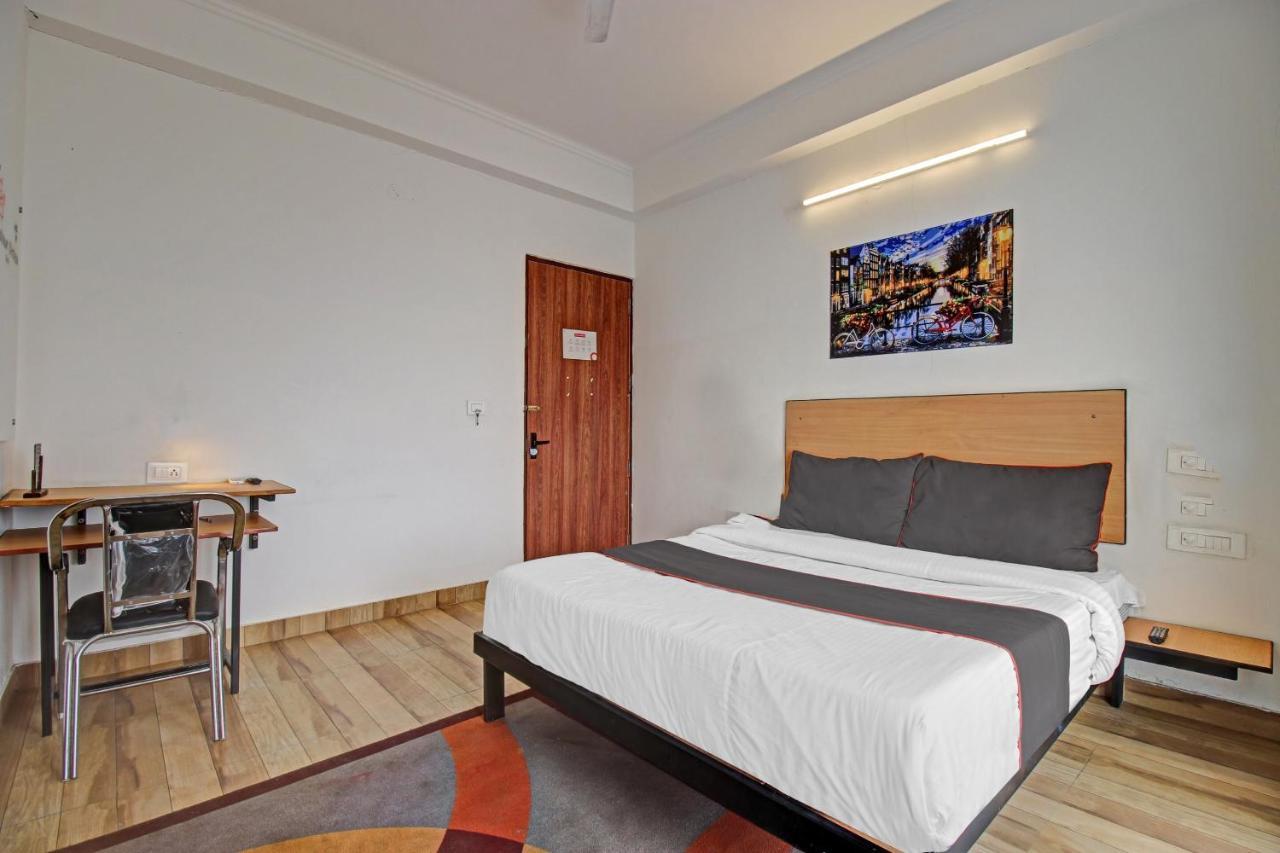 Hotel Super Townhouse Kachnar House Vikas Nagar à Hasanganj Extérieur photo