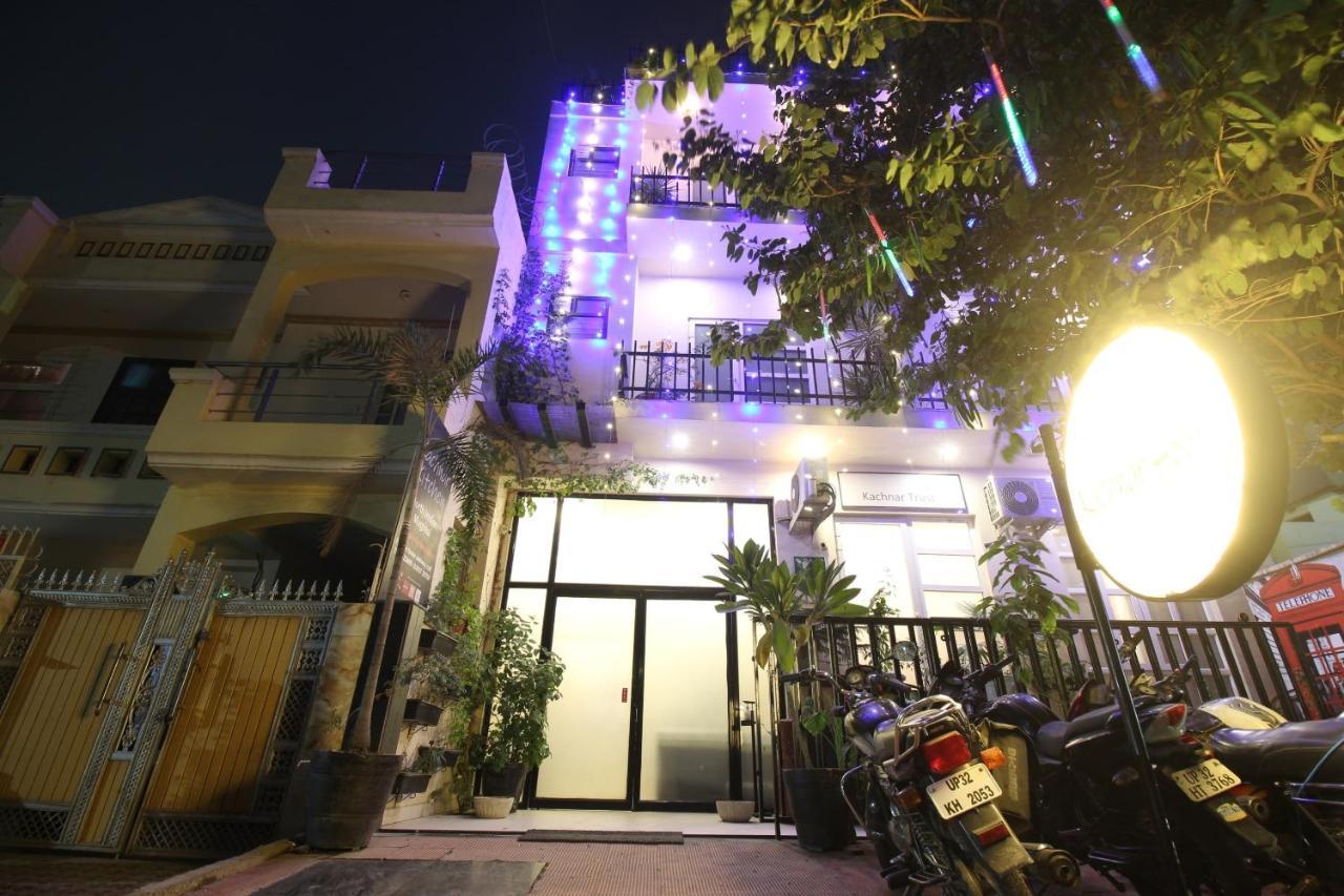 Hotel Super Townhouse Kachnar House Vikas Nagar à Hasanganj Extérieur photo