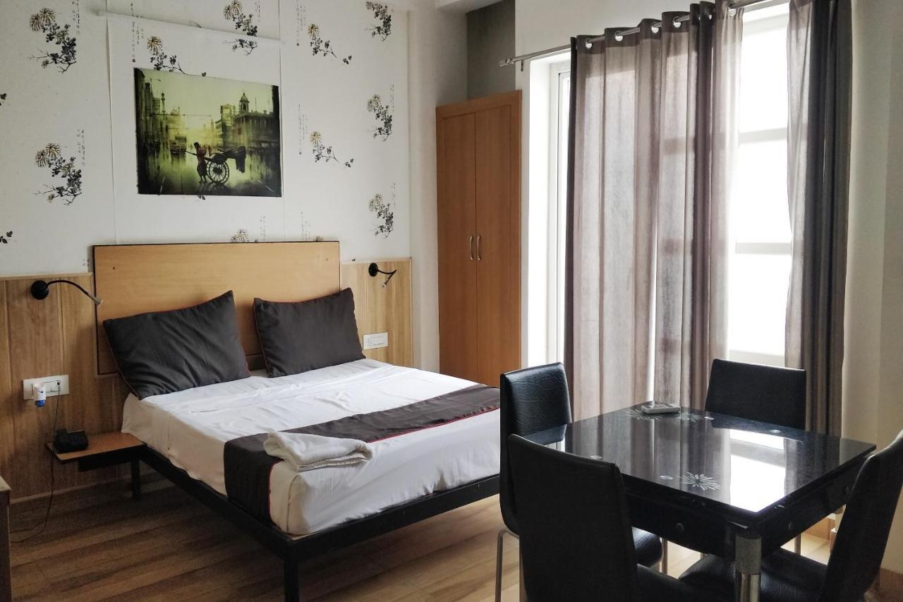 Hotel Super Townhouse Kachnar House Vikas Nagar à Hasanganj Extérieur photo