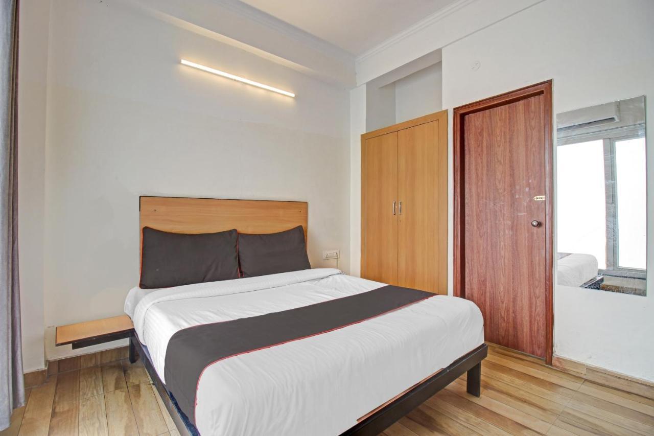 Hotel Super Townhouse Kachnar House Vikas Nagar à Hasanganj Extérieur photo