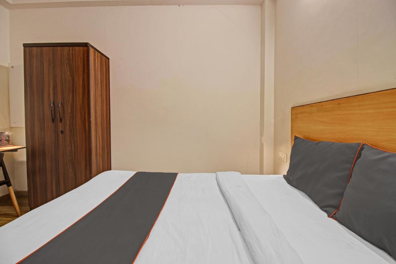 Hotel Super Townhouse Kachnar House Vikas Nagar à Hasanganj Extérieur photo