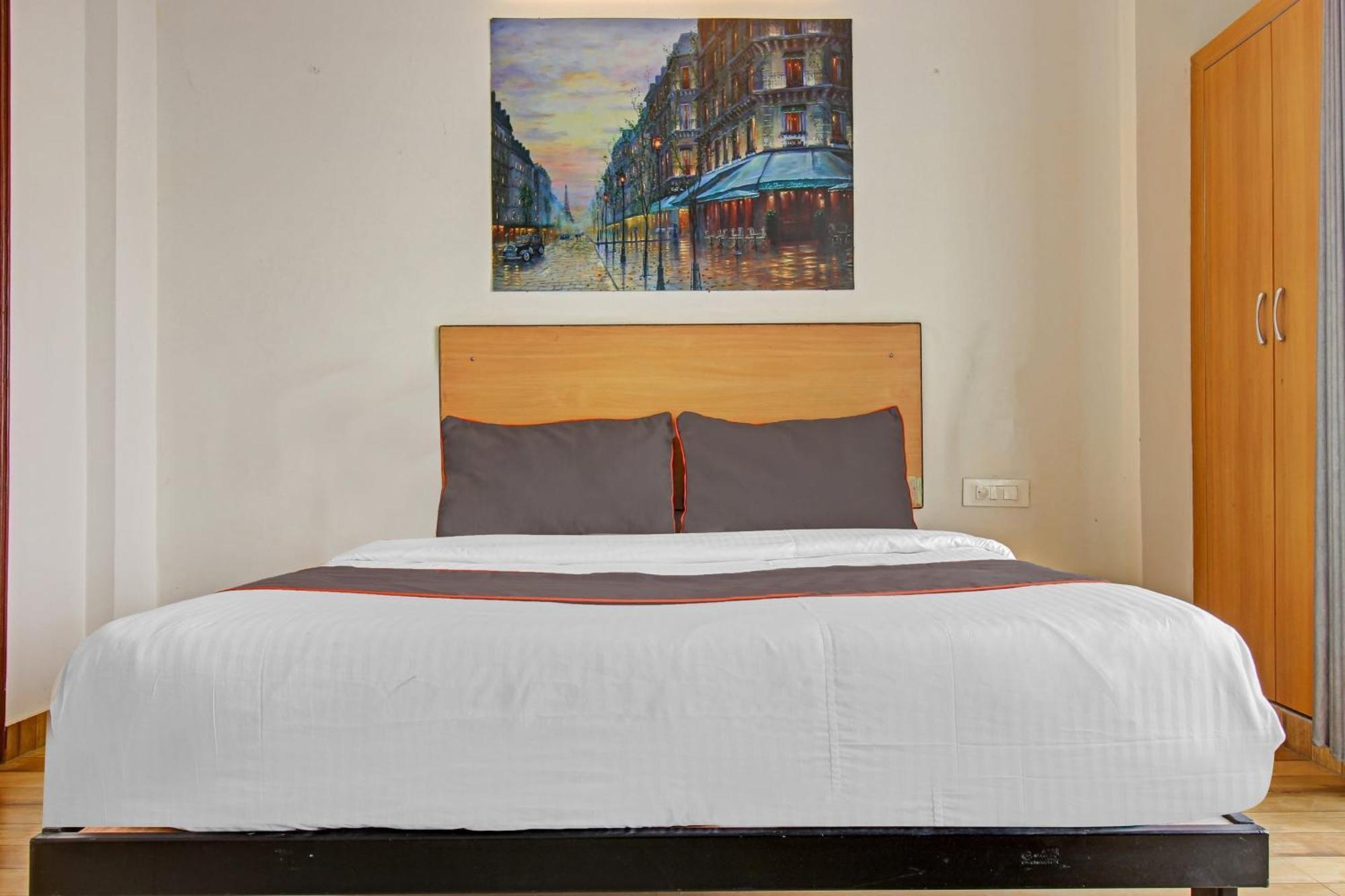 Hotel Super Townhouse Kachnar House Vikas Nagar à Hasanganj Extérieur photo